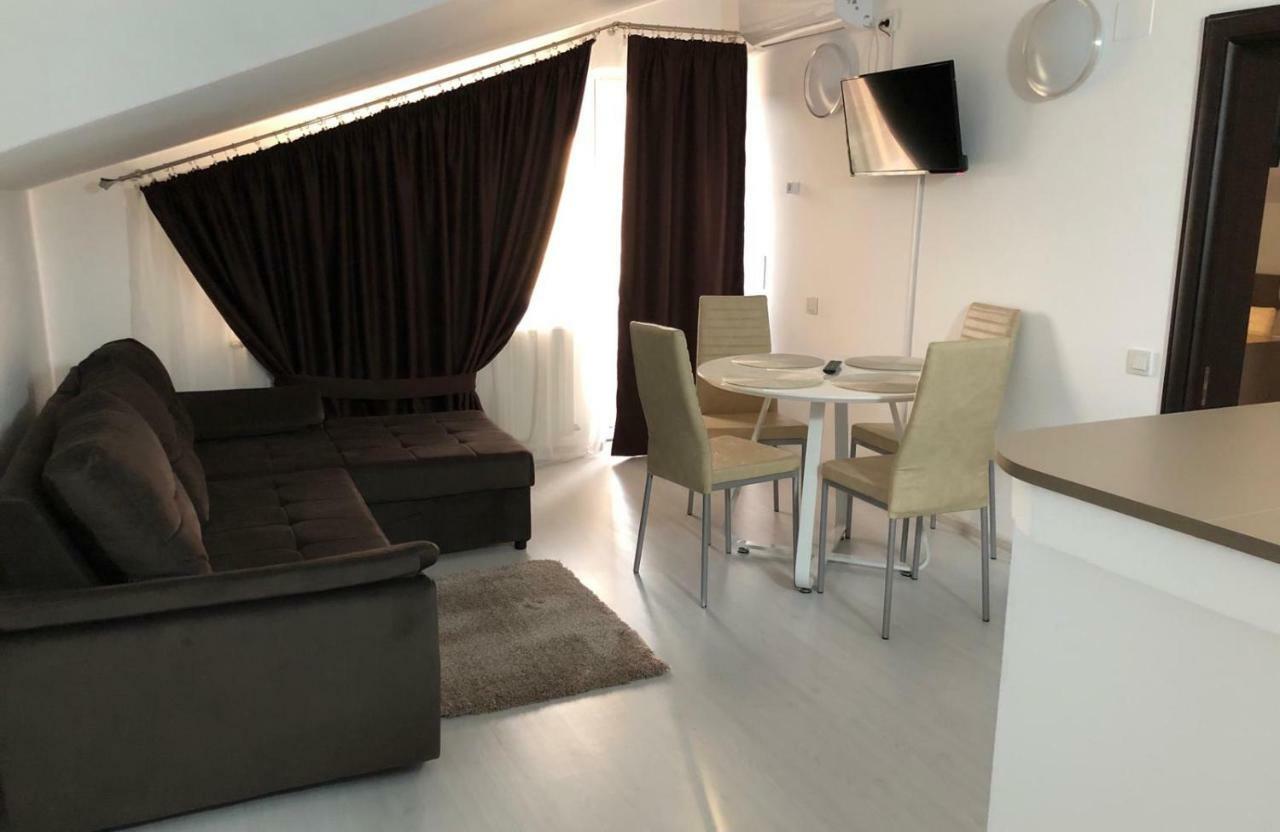 Fast Airport Accomodation Otopeni Extérieur photo